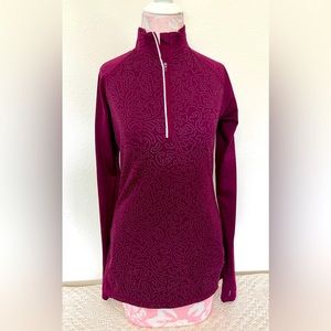 Old Navy Active Women’s Winter Wine pullover 1/4 zip semi-fitted small/tall